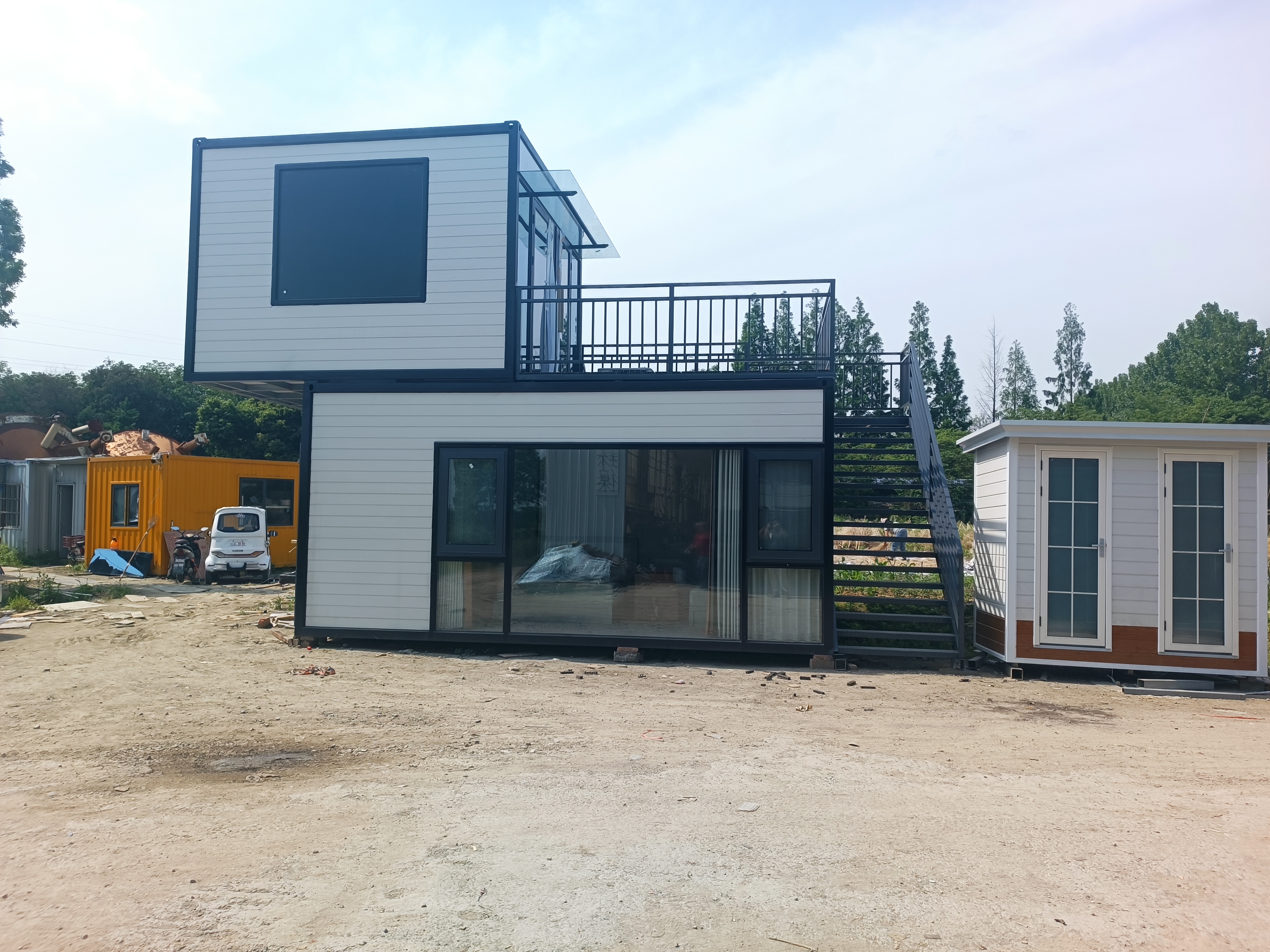 雕花板集装箱办公室