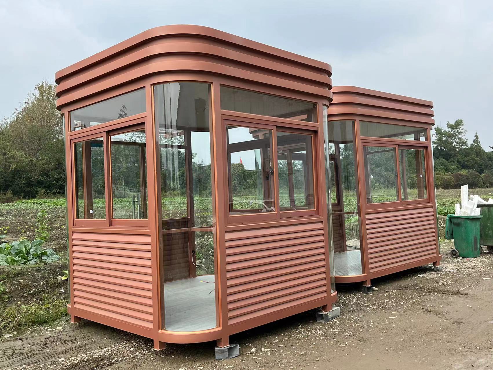 移动岗亭与土建岗亭哪个好